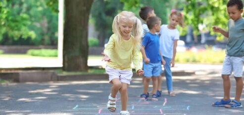 Apprendre les mots avec « La marelle ORTHO »